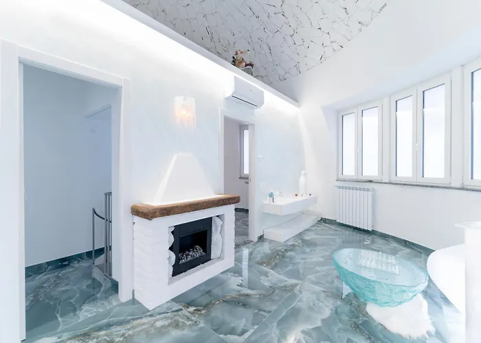 The Igloo Villa Milan